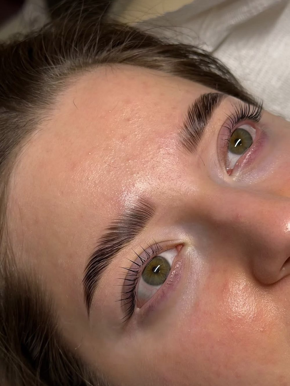 Wimpern und Brauen nach der Behandlung